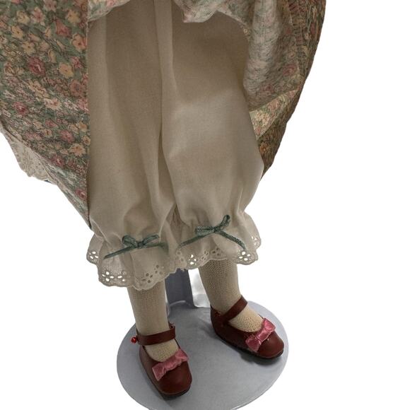 Vintage Dianna Effner Porcelain Doll Mary Mary Quite Contrary Mother Goose 1990 - Picture 8 of 10